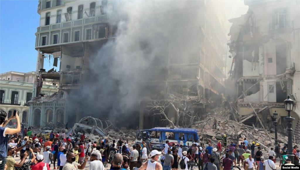 Explosión en el hotel Saratoga de La Habana.