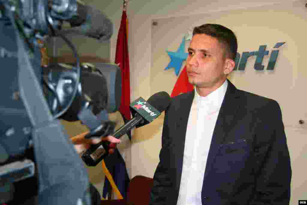 Eliecer Ávila es entrevistado por TV Martí