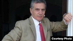 Doménico Vecchioni.
