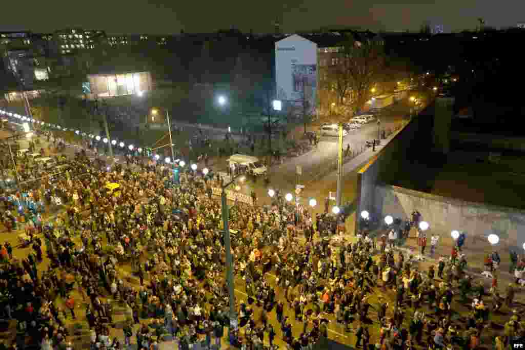 Los globos que marcaron la línea que dividió Berlín