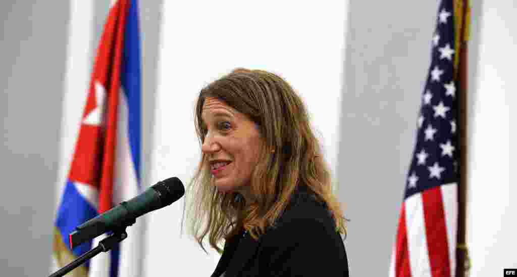  La secretaria de Salud y Servicios de EEUU, Sylvia Burwell en La Habana