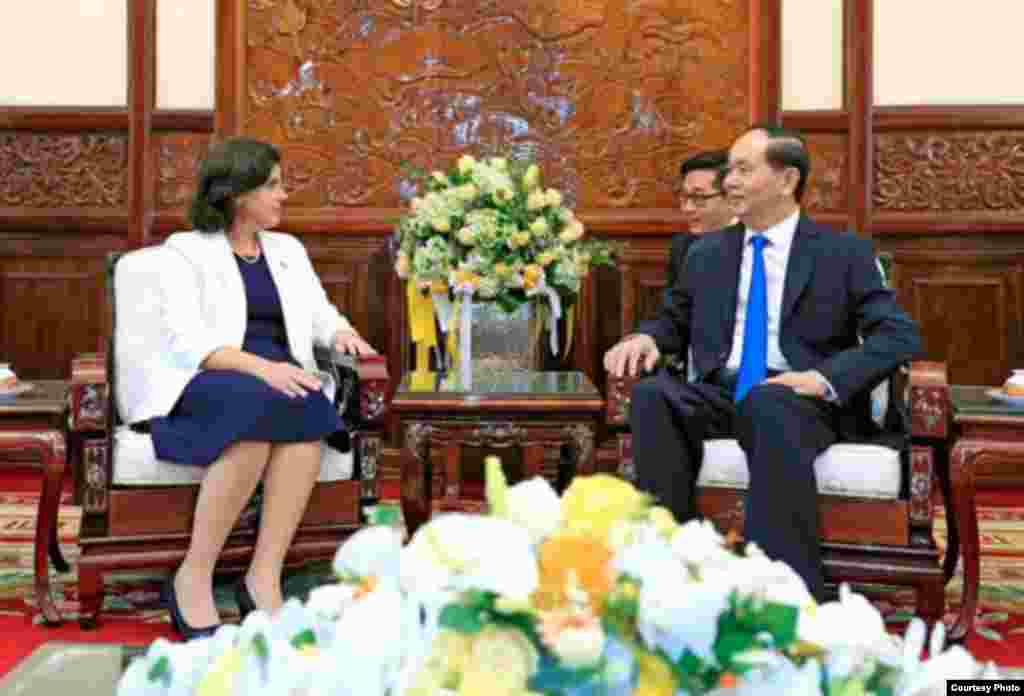 Nueva embajadora de Cuba en Vietnam, Lianys Torres Rivera.