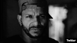 Maykel Castillo, El Osorbo, rapero que lucha por la libertad y la democracia en Cuba, está detenido desde el 18 de mayo de 2021.