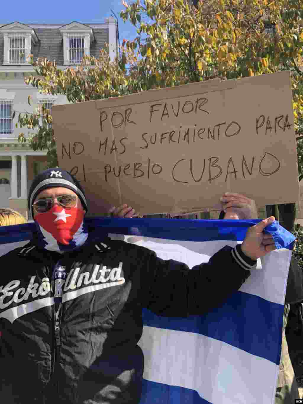 Exiliados cubanos se manifiestan en Washington para exigir la liberación de José Daniel Ferrer. (Foto: Michelle Sagué)