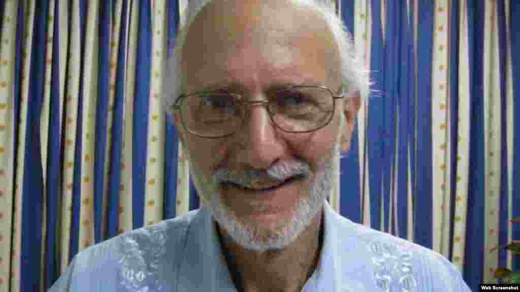 Obama ha exigido la “liberación inmediata e incondicional” de Alan Gross, y el Senado se hizo eco unánime de su exigencia en una resolución de diciembre del 2012, pero el gobierno cubano no se ha inmutado. Read more here: http://www.elnuevoherald.com/2013/12/04/1629297/no-deje-a-alan-morir-en-cuba.html#storylink=cpy