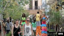 Turistas en la Habana Vieja.