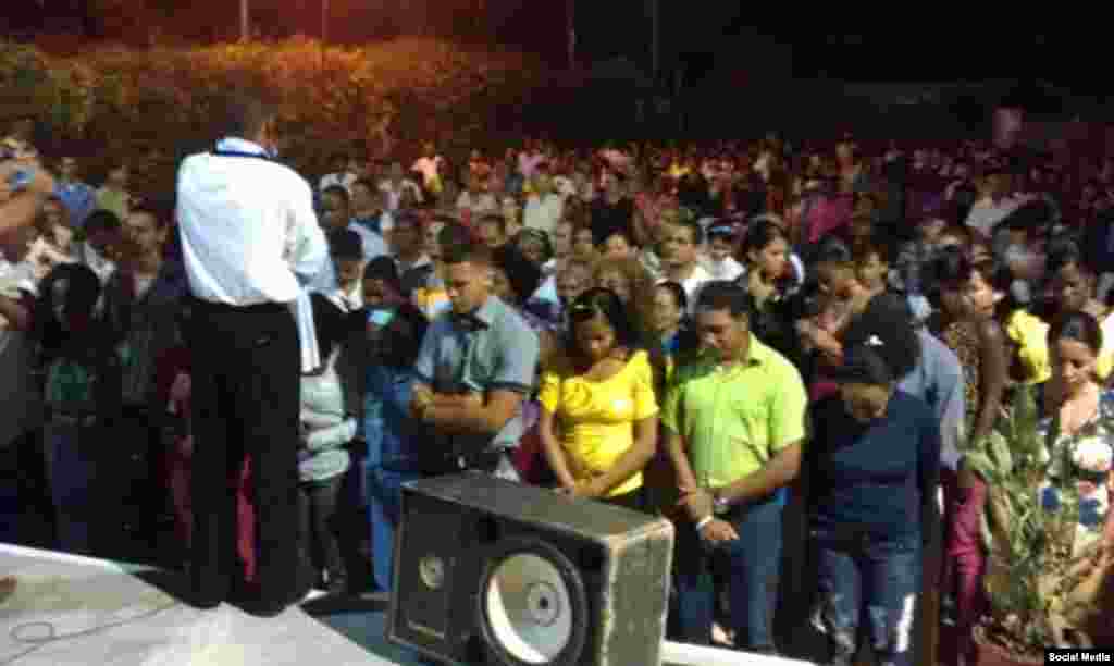 Pastor Alain Toledano en El Salao, Santiago de Cuba..