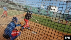 Peloteros cubanos.