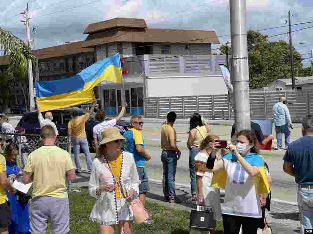 Manifestación en Miami a favor de Ucrania y contra la invasión rusa.