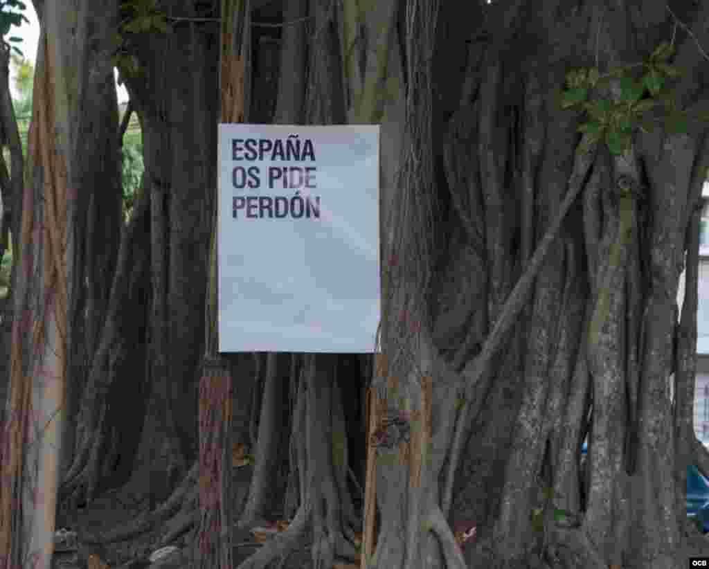 Perdón Español en las calles de La Habana, obra del artista Abel Azcona