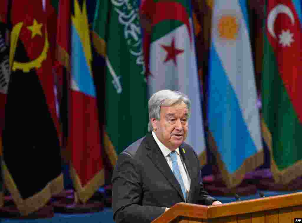 Al intervenir en la sesión inaugural de la Cumbre del Grupo de los 77 y China, António Guterres, dijo que “el mundo le está fallando a los países en desarrollo" (Photo by ADALBERTO ROQUE / AFP)
